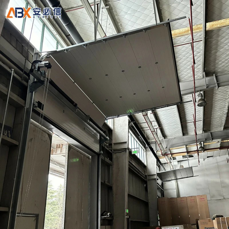 丽江铝合金滑升门
